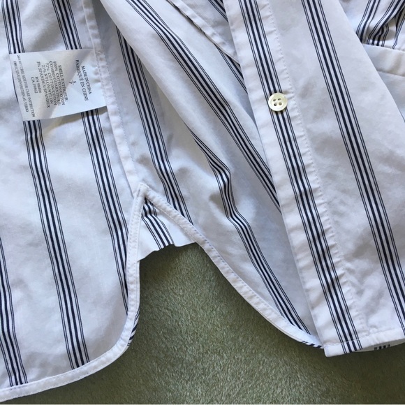 Theory - Classic White & Black Striped Button Down Shirt (Sm) - Picture 5 of 8